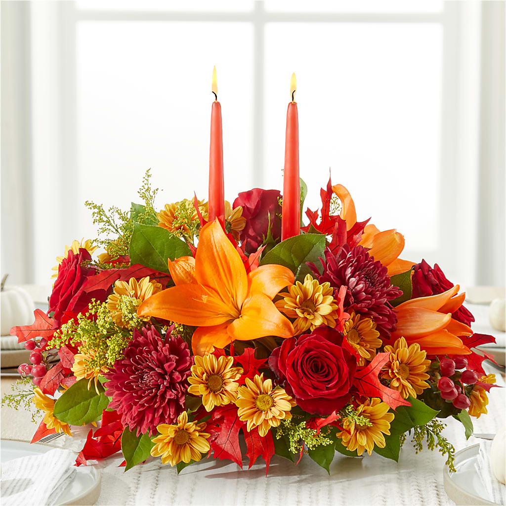 Autumn's Embrace Centerpiece –  Fleuriste Thalia, Varennes PQ