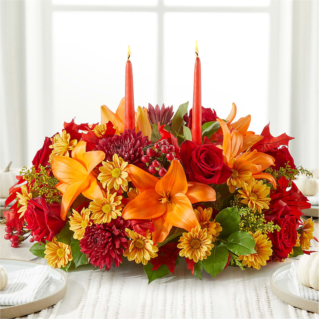 Autumn's Embrace Centerpiece –  Fleuriste Thalia, Varennes PQ