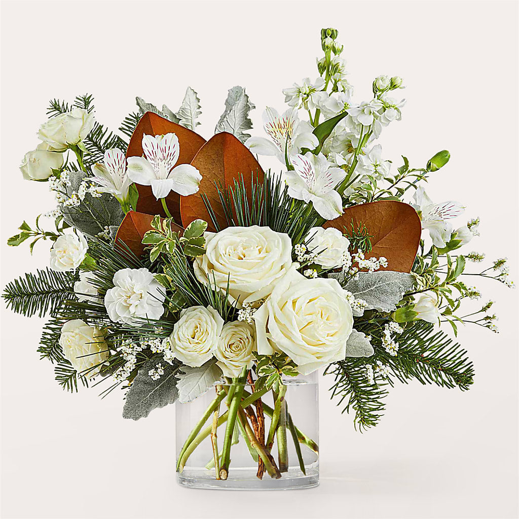Fresh Snowfall Bouquet –  Fleuriste Thalia, Varennes PQ