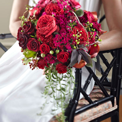 Pure Grace Bouquet –  Fleuriste Thalia, Varennes PQ