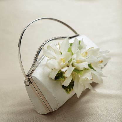 White Purse Decor –  Fleuriste Thalia, Varennes PQ